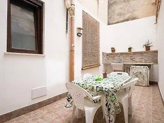 Appartamento Uso Turistico Da Cristina Apartment